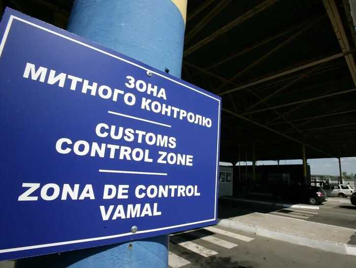 «Буси» на Львівській митниці: як простий запит може викрити масштабну контрабанду