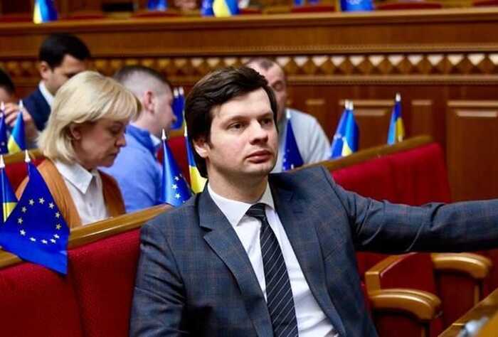 Нардеп Костюх купив авто за 2 мільйони гривень
