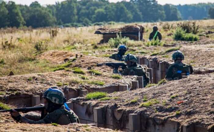 Військова частина замовила металеві накриття для траншей на 231 мільйон гривень